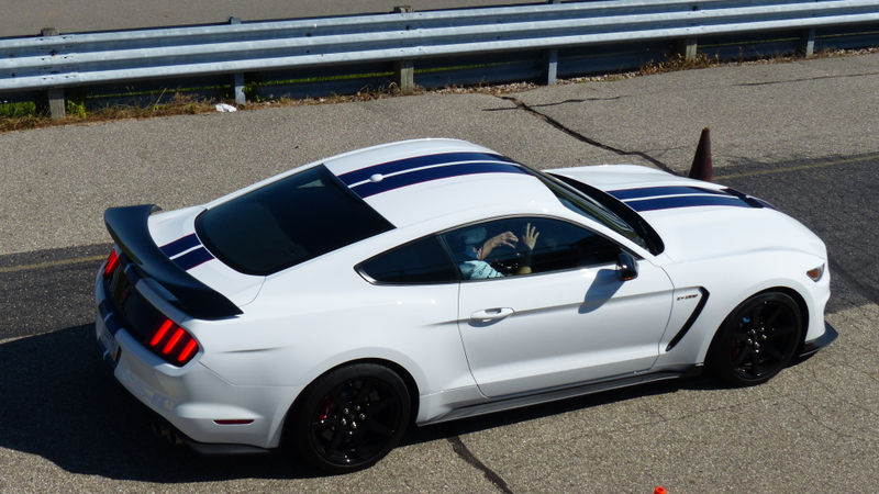 Illustration for article titled I Just Spent A Day Riding In A Shelby GT350R Mustang And I Can't Even